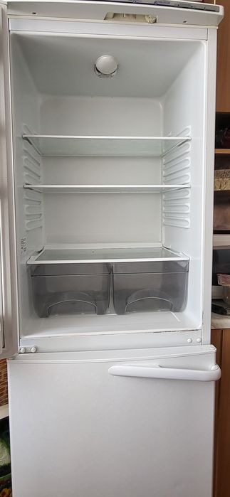 Продам холодильник Atlant