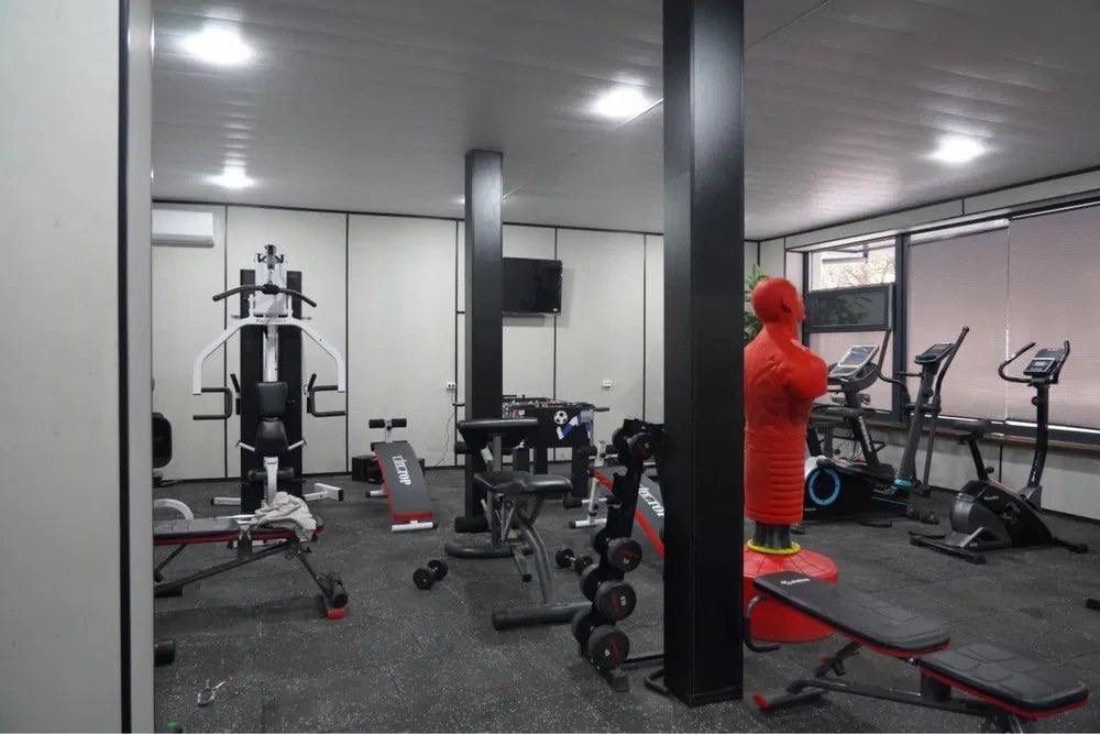 Продажа здание с арендатором 75 соток земли