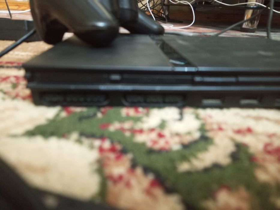 продам Playstation 2
