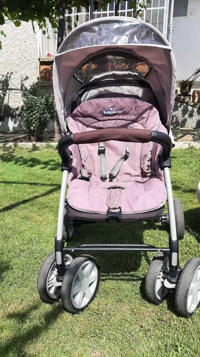 Бебешка количка с зимен и летен кош.