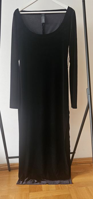 Norma Kamali черна секси рокля с цепка