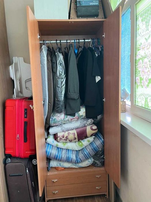 мебель платяной шкаф стол