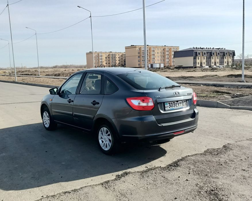 Продам гранта лифтбек