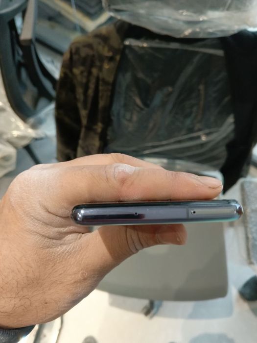 Сотилади продается samsung galaxy s10 5g 512gb