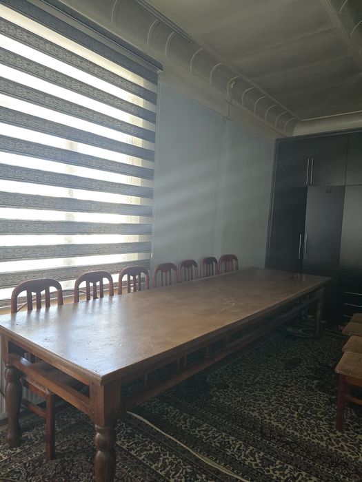 Стол для гостинной, без стульев