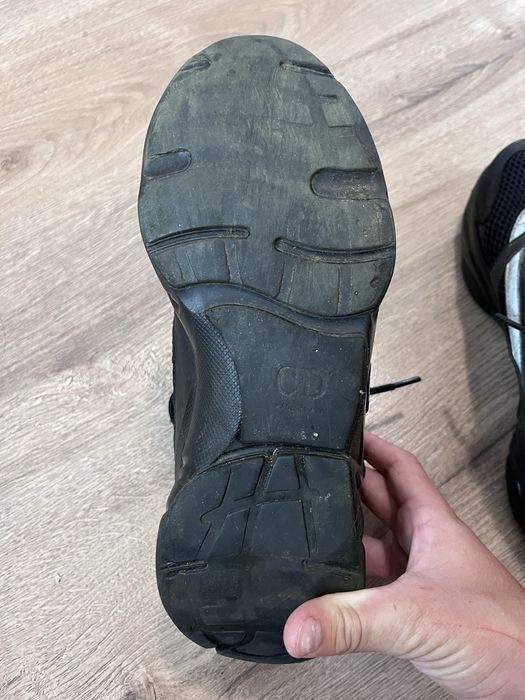 Dior b22 utilizati