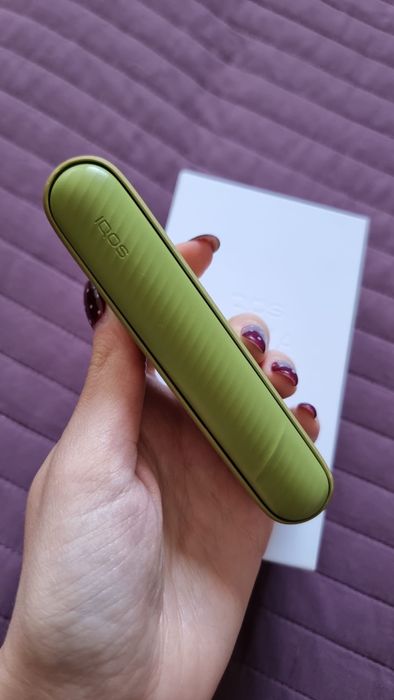 Iqos ILUMA Leaf Green