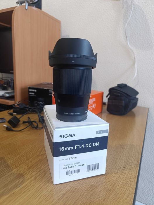 Обьяктив  Sony 18-105 G F4   E mount