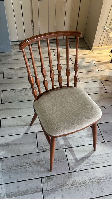 Продам мебель для рестоана