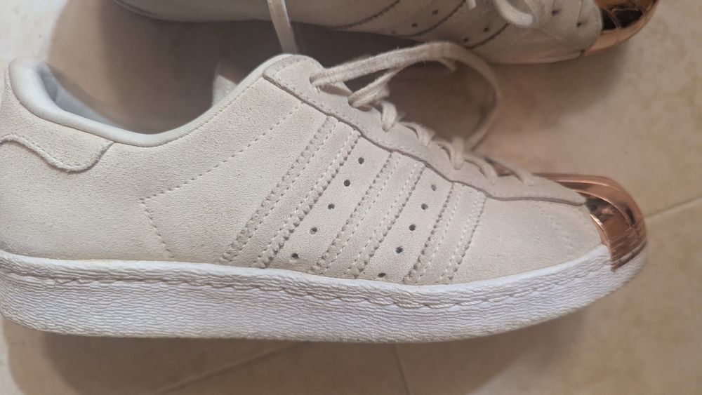 Маратонки Adidas Superstar 40