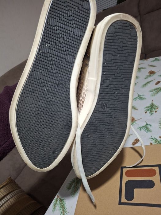 Дамски спортноелегантни обувки