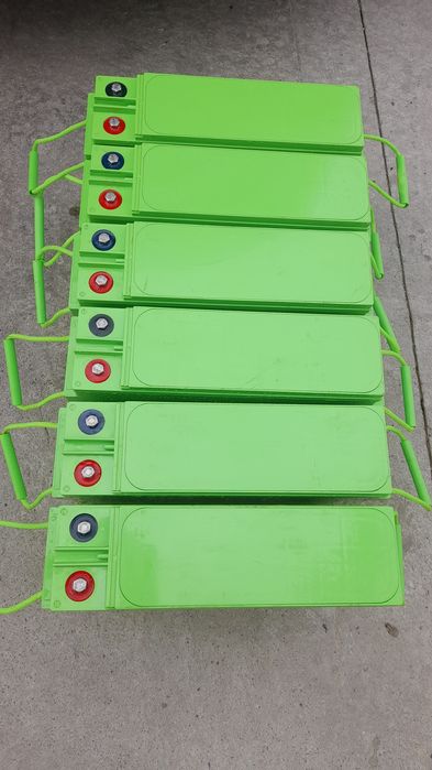 Baterii solare 12V 190Ah