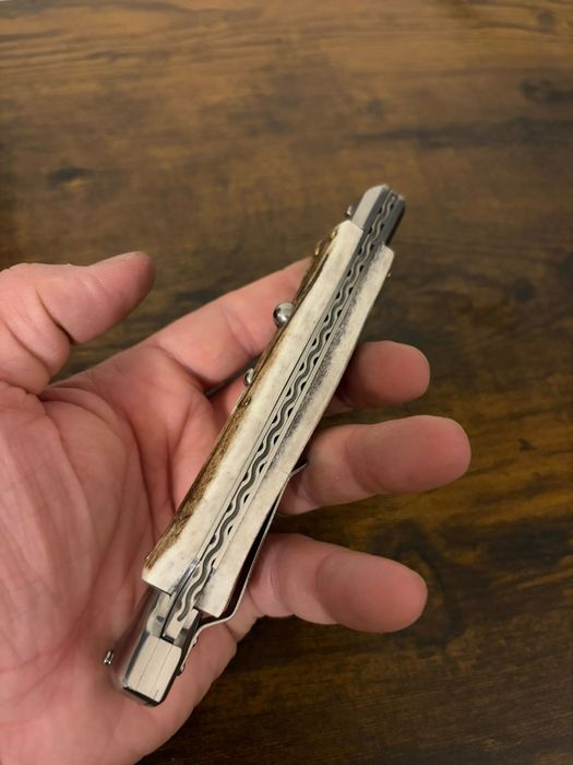Briceag swinguard automat