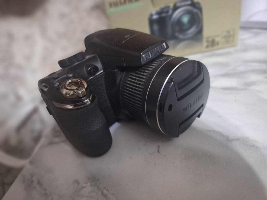 камера Fujifilm FinePix S3200