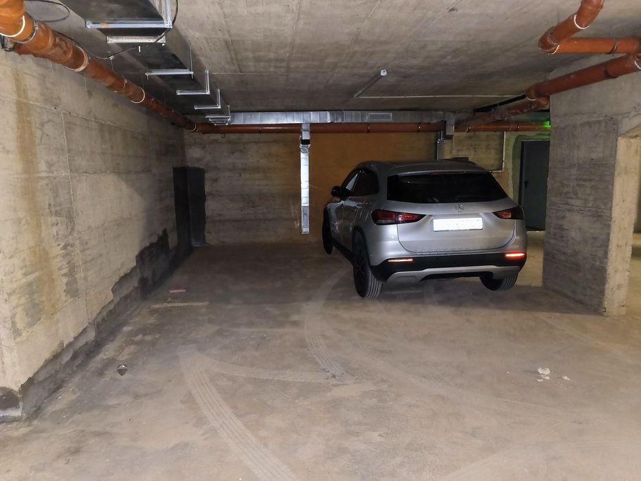 Дава се под наем Гараж / Паркомясто в София, Овча купел 1 - 21 кв.м за 102 € - Снимка #4