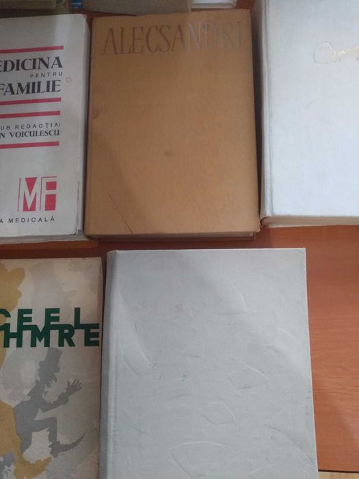 Vand carti literatura universala