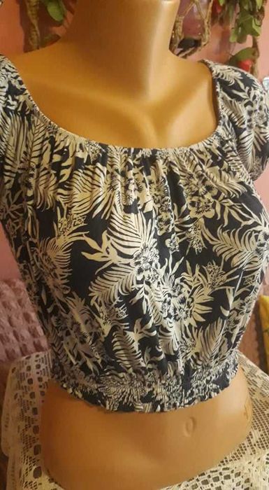 DIVIDED /H&M Нова Тениска/Боди еластично