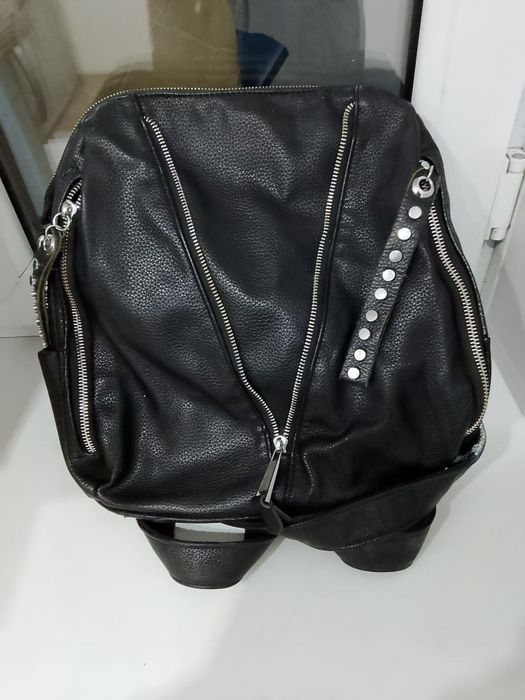 Кожаный рюкзак продаю