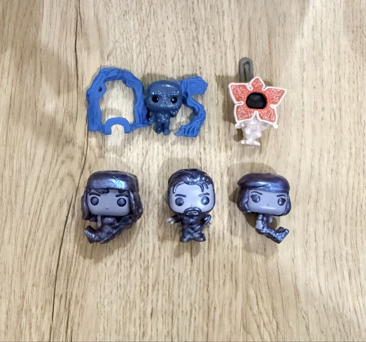 Продаю фигурки Киндер ОСД