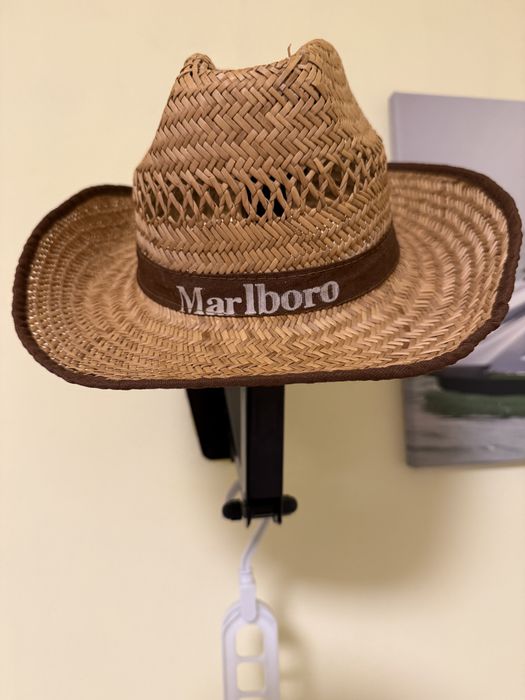 Pălărie Cowboy din paie…