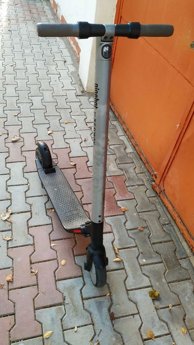 Электросамокат Ninebot by Segway KickScooter ES1
