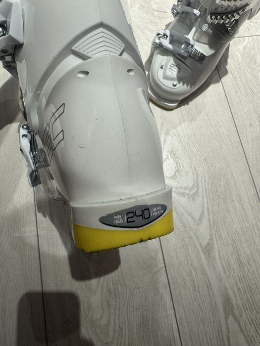 Лыжи, ботинки +палки комплект