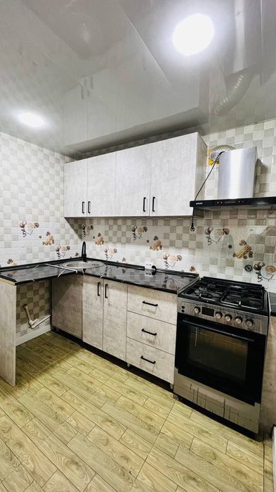 Своя квартира в кирпичном доме 3/4/4 Чиланзар-1 квартал магазин Адидас