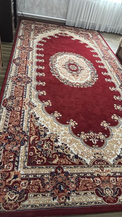 Продам срочно ковер