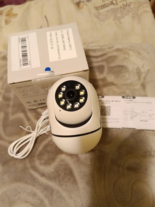 Cameră video,cu card de memorie de 32 GB,inclus