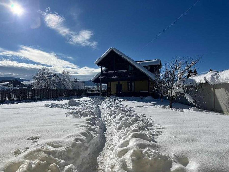 Планинска семейна къща за гости Райово