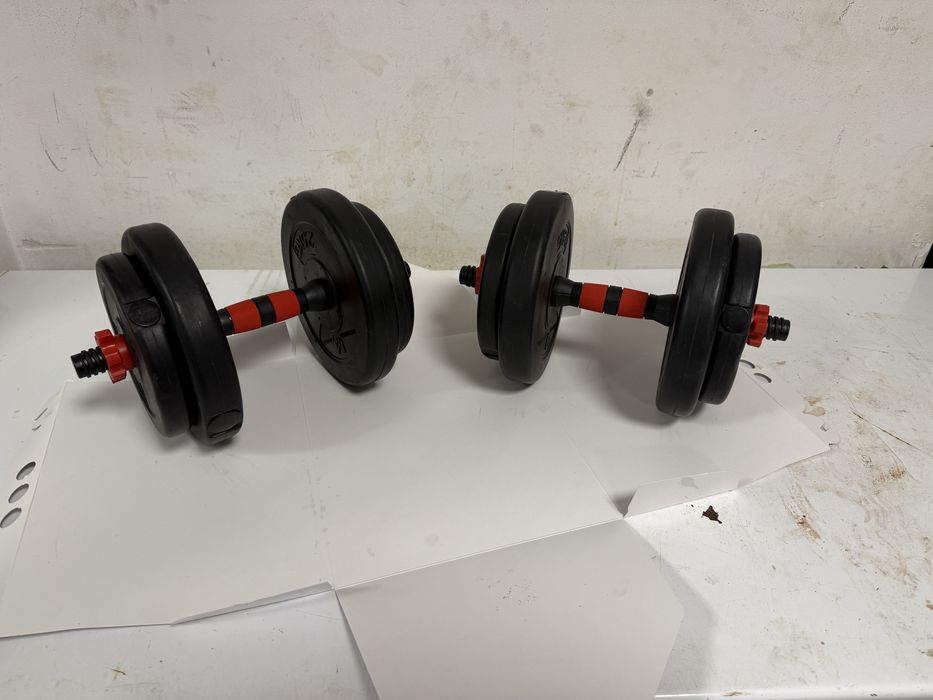 Set gantere reglabile noi 8 kg+8 kg=16 kg. Germany pret promo 100 lei