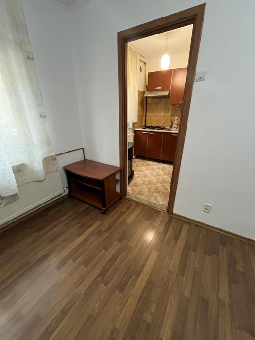 Inchiriez Garsoniera Rm.Vâlcea G80 ostroveni