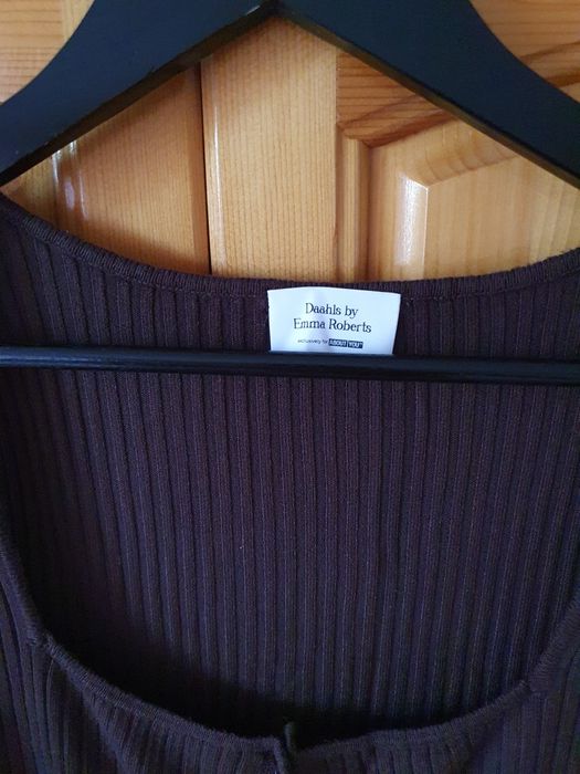 Рокля на Daahls от  Emma Roberts