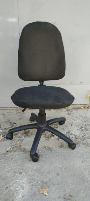 Продам офисное кресло