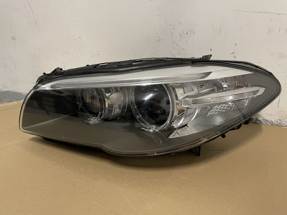 Far Stanga Bi-Xenon Adaptiv BMW 5 F10 F11 Facelift LCi Original