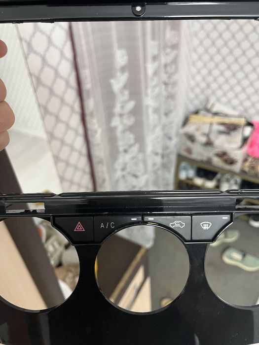 Рамка и штатный монитор