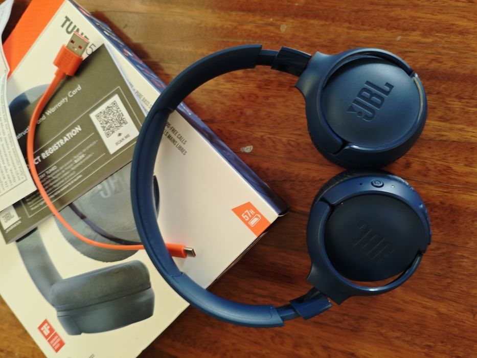 Наушники JBL 520bt