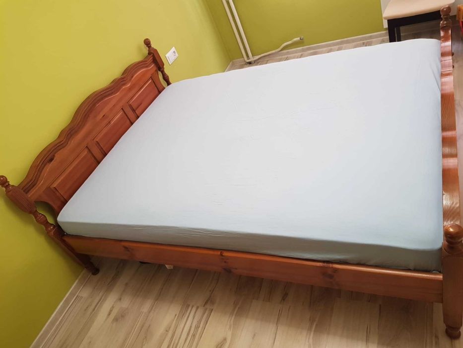 Спалня с матрак 140/200