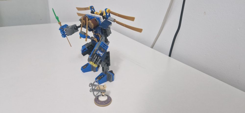 Lego ninjago season 4 robotul lui Jay