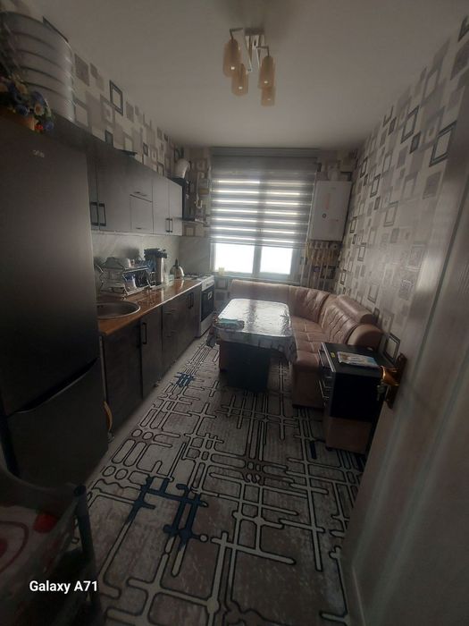 Kvartira sotladi yòki mashinaga almashtrladi