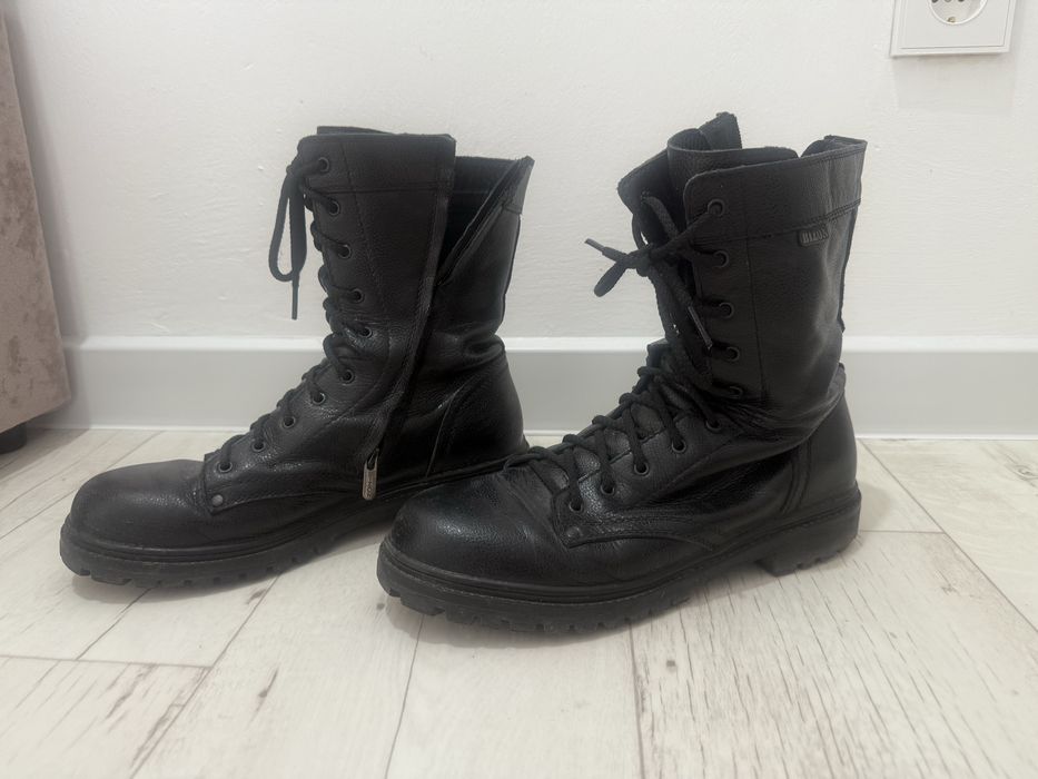 Берцы военные кожанные 42 размера
