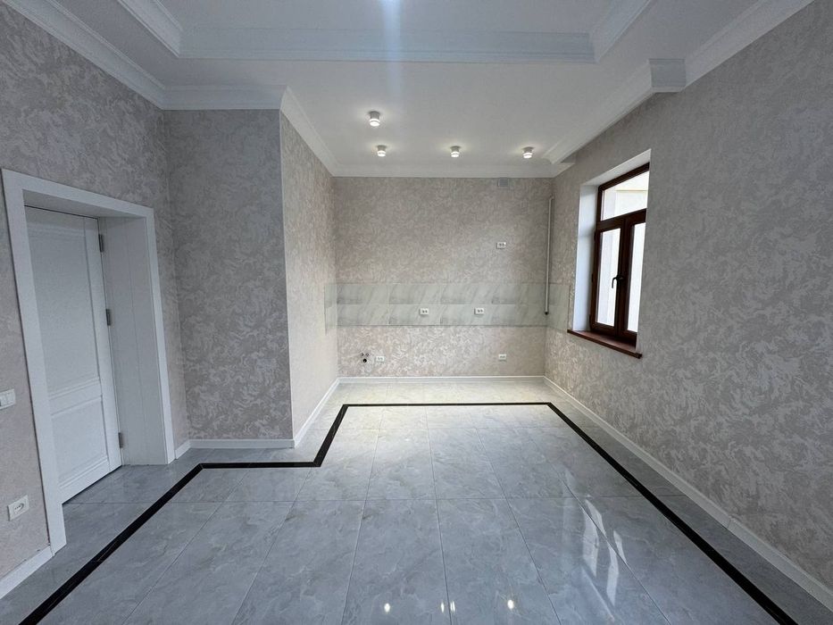 Продам 5-ти комнатный дом в янгихаетском районе Старые Сергели. 2этажа