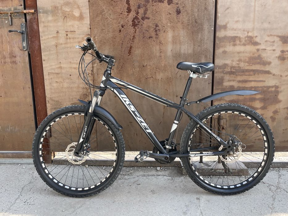 Велосипед в хорошем состояние