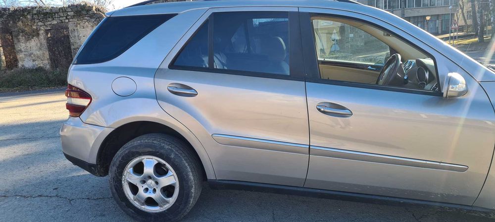 Мерцедес Mercedes МЛ ML 320 W 164 на части