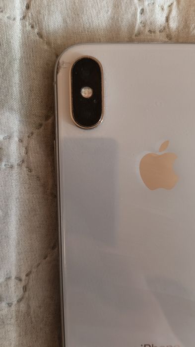 IPhone X 64gb в хорошем состоянии
