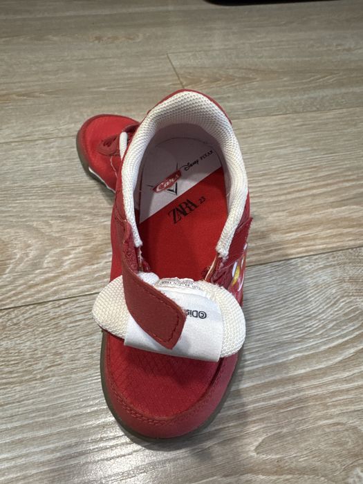 Кроссовки Zara 23 размер 14,5 см