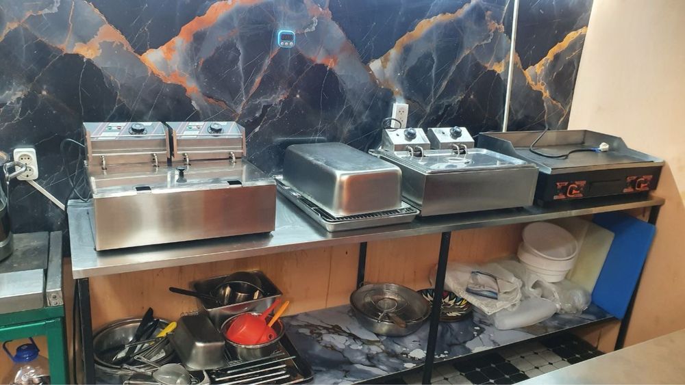 Fast food va KFC biznesi uchun barcha buyum va apparatlar sotiladi