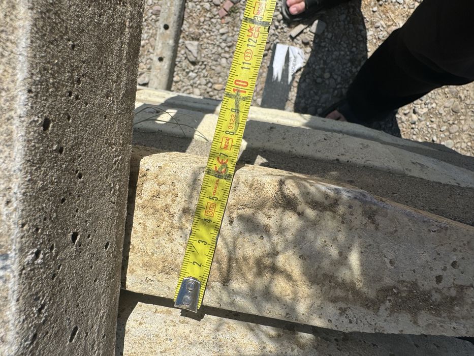 Stalpi de beton / Spalieri pentru gard, vie, zmeura etc