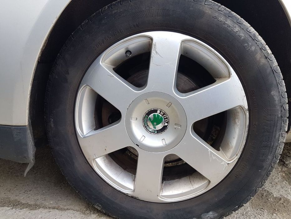 Set 4 Jante Aliaj R15 5x112 Skoda Octavia 2 2004 - 2013 205/55/16