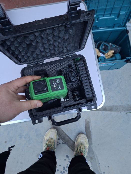 Лазерен нивелир ADA TOPLINER 3